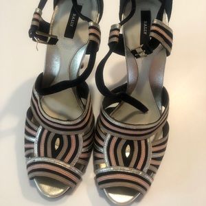 Bally Vintage gold and black heels